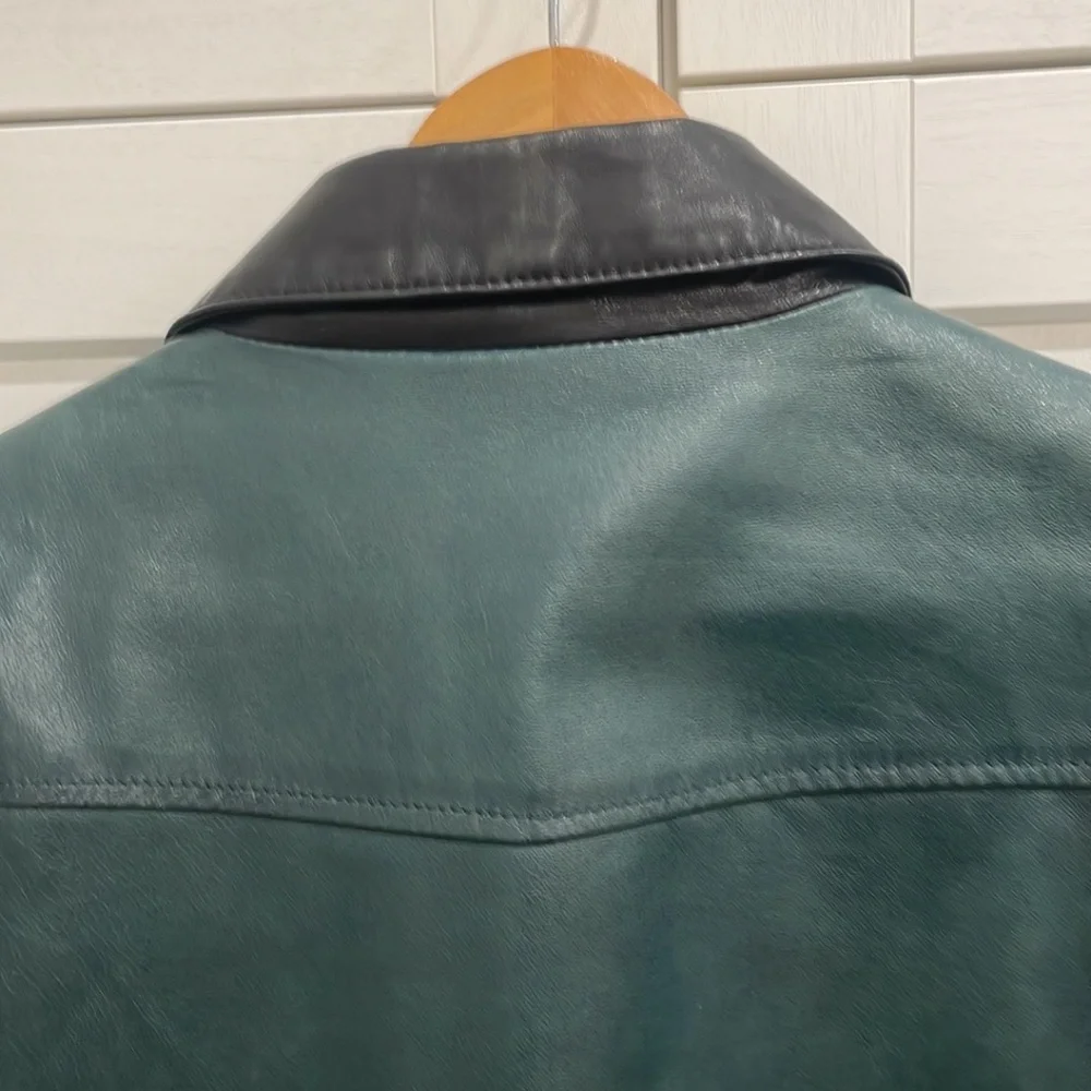 Danier Genuine Leather black and green Jacket Moto Style women’s large - Picture 10 of 13